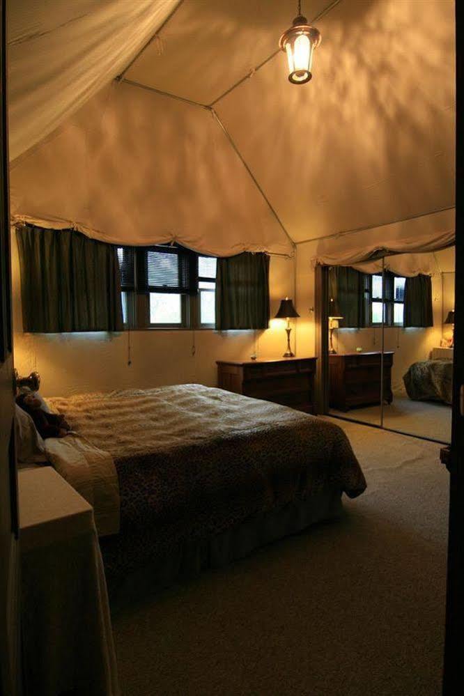Stone Gables Inn Cleveland Luaran gambar